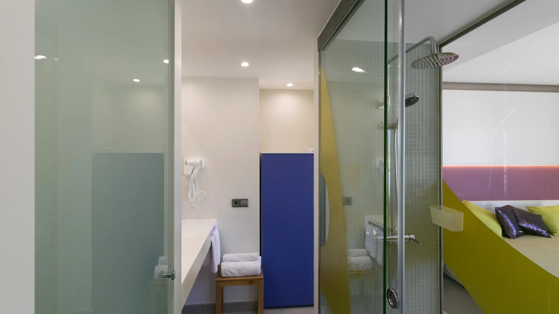The Purple Hotel - Adults Only San Antonio  3*, San Antonio (Ibiza)