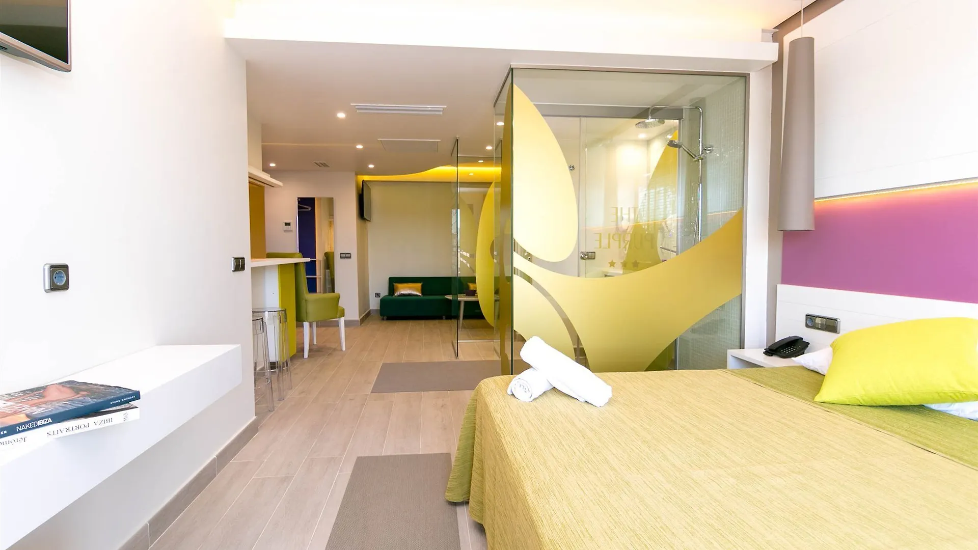 The Purple Hotel - Adults Only Sant Antoni de Portmany 3*,  Espanha