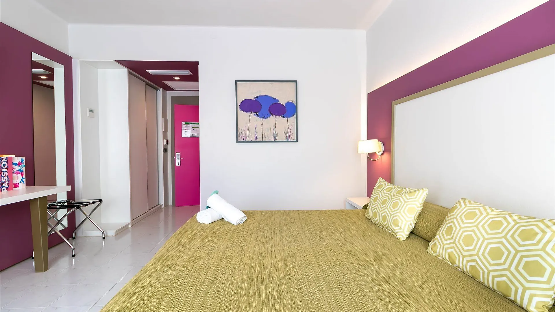 The Purple Hotel - Adults Only Sant Antoni de Portmany