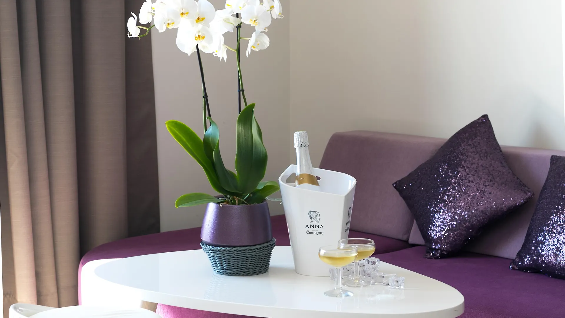 The Purple Hotel - Adults Only San Antonio  San Antonio (Ibiza)