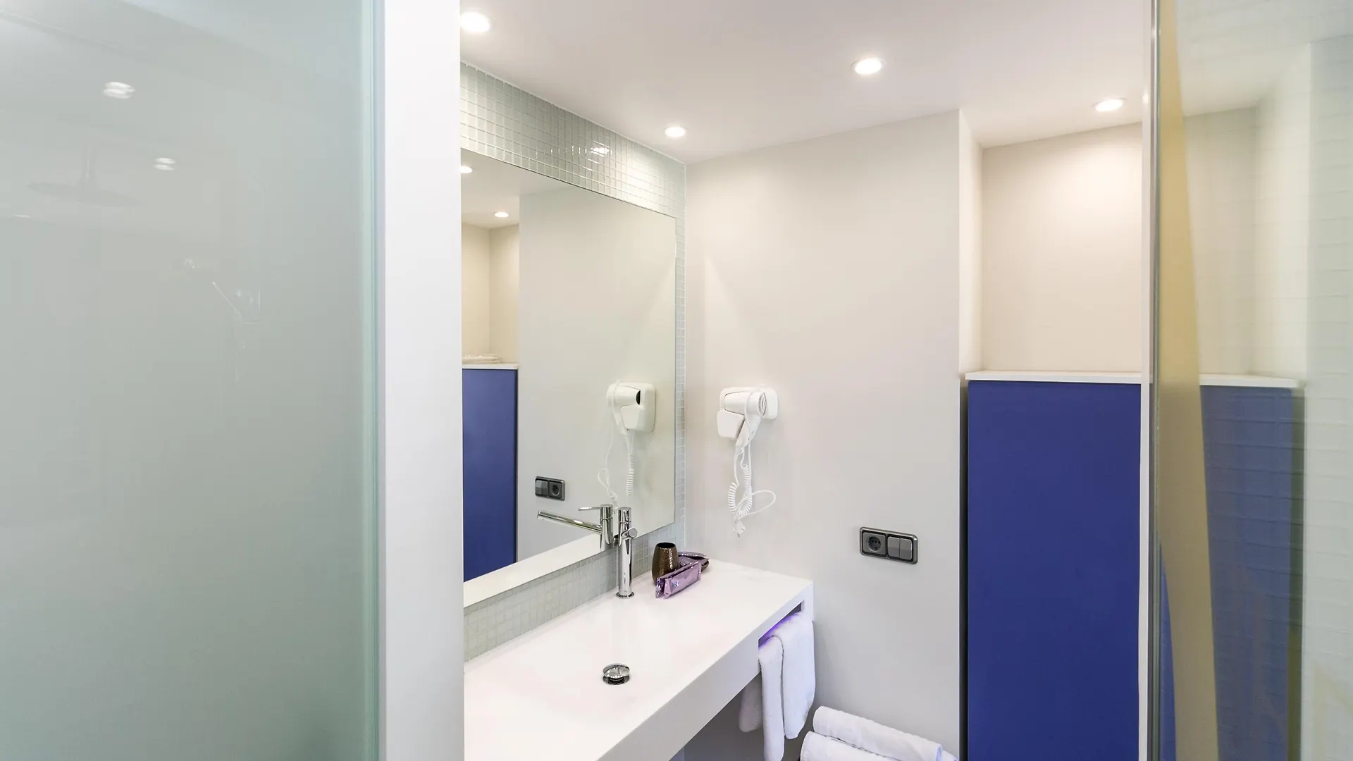 The Purple Hotel - Adults Only San Antonio  Spain
